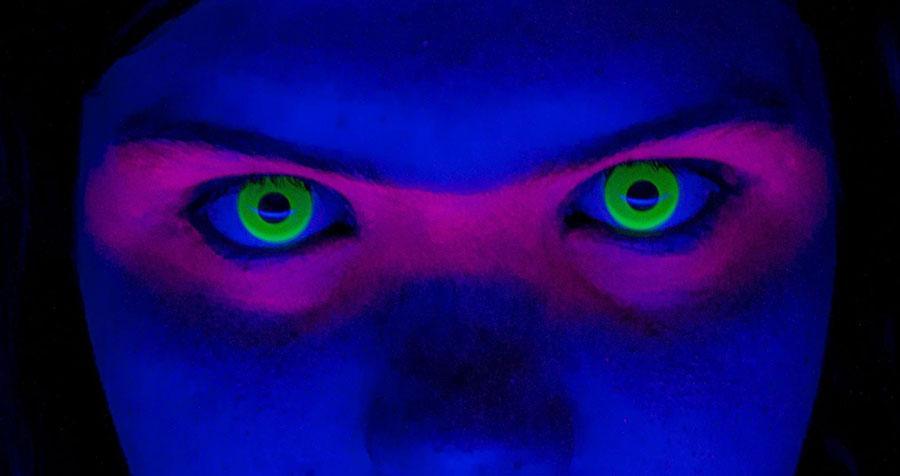 Glow Green - Värillisetpiilolinssit.fi